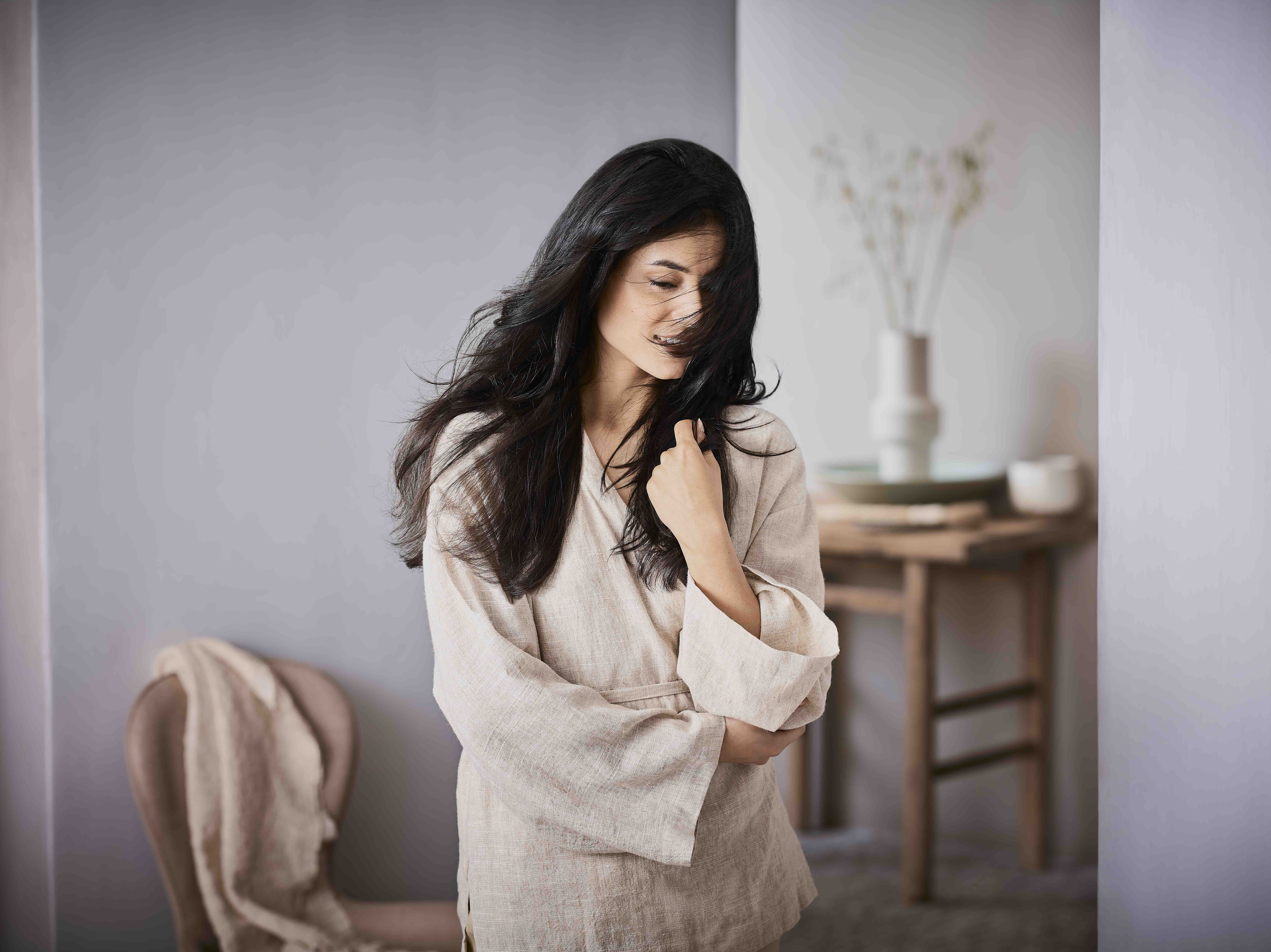 /Magazine/2019/chado/2019-05-20_The Best Hair Care Routines for Different Hair Types.jpg